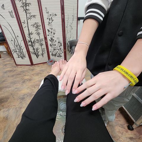 Q Nails, nail salon in Coal Township, PA